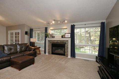 199 Tia Trl SE, Lowell, MI 49331 photo 6