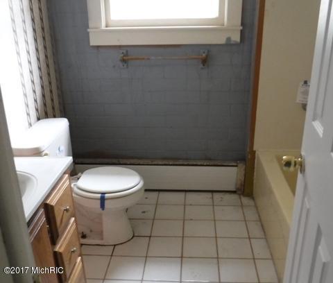 1040 Bronson Ave, Plainwell, MI 49080 photo 16