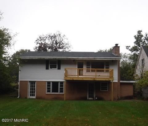 1040 Bronson Ave, Plainwell, MI 49080 photo 4