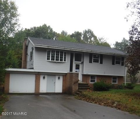 1040 Bronson Ave, Plainwell, MI 49080 photo 1