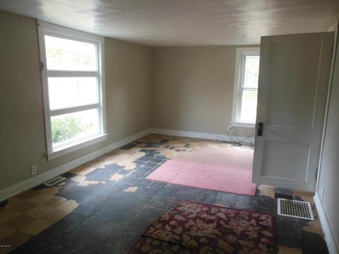 120 Baker St, Lawrence, MI 49064 photo 5