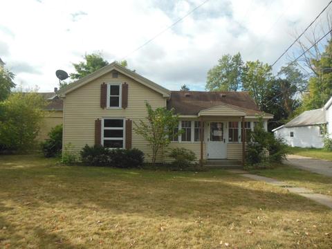 120 Baker St, Lawrence, MI 49064 photo 1