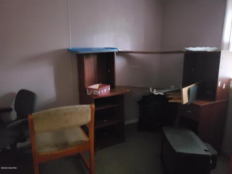 8298 E Johnson Rd, Walhalla, MI 49458 photo 5