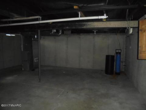 5347 Flat River Trl, Belding, MI 48809 photo 18