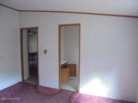 5347 Flat River Trl, Belding, MI 48809 photo 15