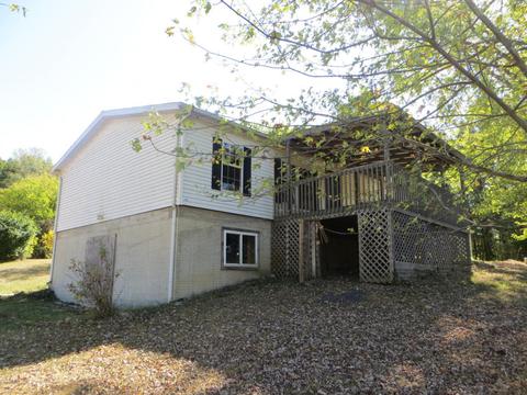 5347 Flat River Trl, Belding, MI 48809 photo 3