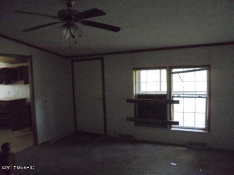 5347 Flat River Trl, Belding, MI 48809 photo 11