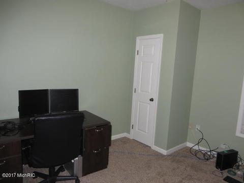 187 Main, Saranac, MI 48881 photo 21