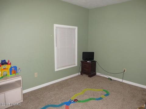 187 Main, Saranac, MI 48881 photo 23