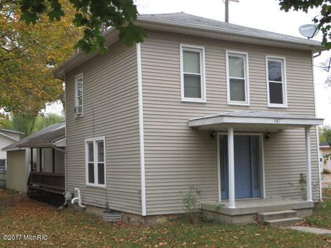187 Main, Saranac, MI 48881 photo 2