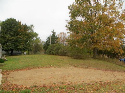 774 E Bricker Rd, Fenwick, MI 48834 photo 2