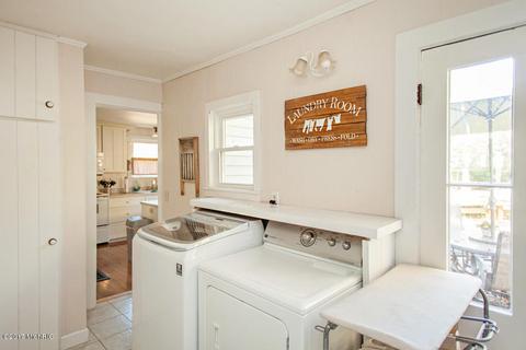 739 E Mansion, Marshall, MI 49068 photo 15