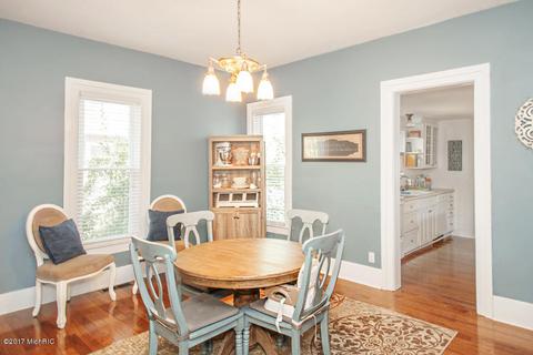 739 E Mansion, Marshall, MI 49068 photo 7