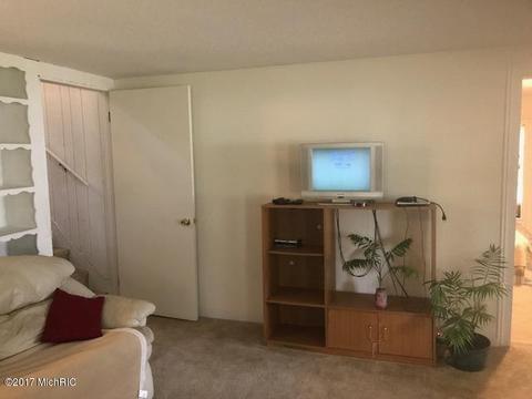 223 W State, Mendon, MI 49072 photo 2