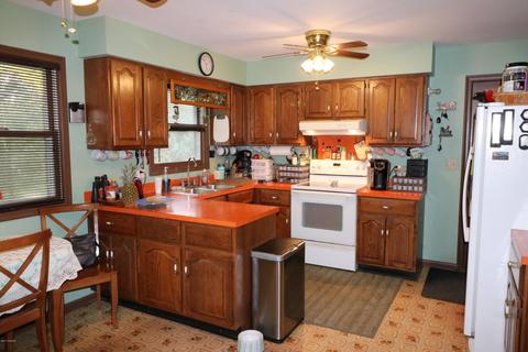 55720 68th Ave, Lawrence, MI 49064 photo 6