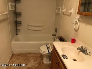 1000 S Constantine, Three Rivers, MI 49093 photo 5