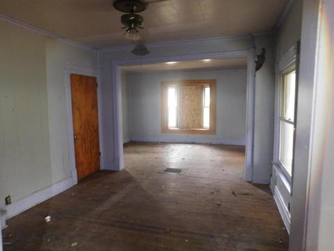 217 E Pine St, Albion, MI 49224 photo 12