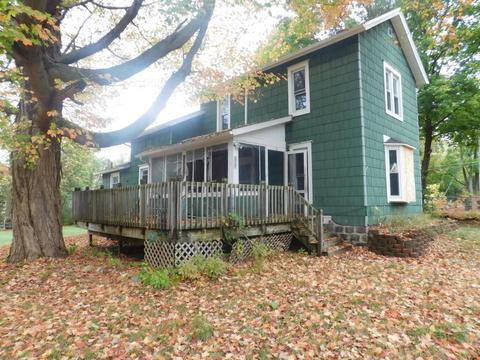 217 E Pine St, Albion, MI 49224 photo 1