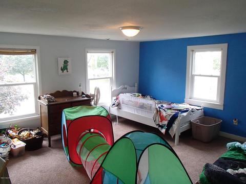 405 E Green St, Marshall, MI 49068 photo 11