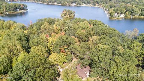830 Breeze Rd, Harrison, MI 48625 photo 3