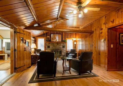 830 Breeze Rd, Harrison, MI 48625 photo 8