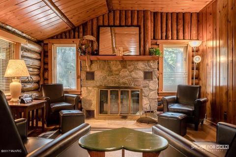 830 Breeze Rd, Harrison, MI 48625 photo 9