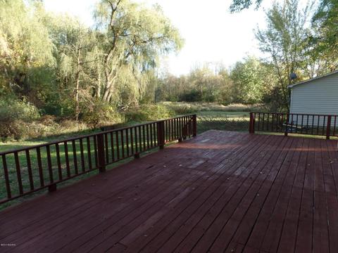 716 Millard St, Belding, MI 48809 photo 6
