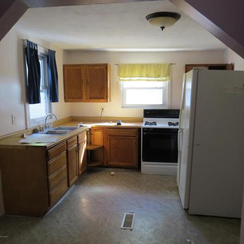 2608 E Fox Dr, Grant, MI 49327 photo 5