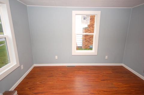 1542 Maple St, Niles, MI 49120 photo 9