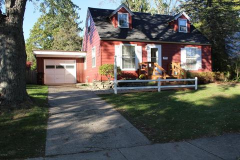 331 E Pine St, Fremont, MI 49412 photo 1