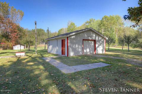 299 E Pakes Rd, Stanton, MI 48888 photo 28