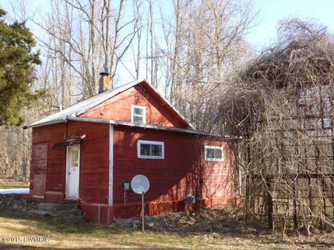 901 E Augusta Dr, Augusta, MI 49012 photo 22