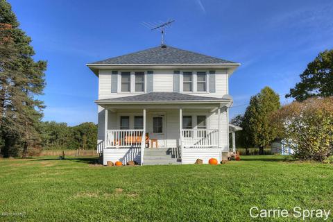 2402 W Sidney Rd, Sidney, MI 48885 photo 2