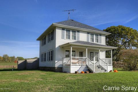 2402 W Sidney Rd, Sidney, MI 48885 photo 1