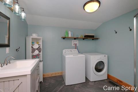 2402 W Sidney Rd, Sidney, MI 48885 photo 14