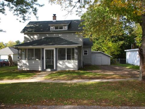 715 James St, Belding, MI 48809 photo 1