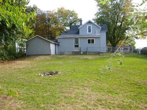 715 James St, Belding, MI 48809 photo 5