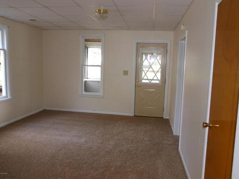 715 James St, Belding, MI 48809 photo 11