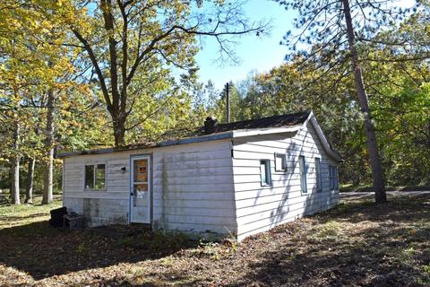 831 Townline, White Cloud, MI 49349 photo 4