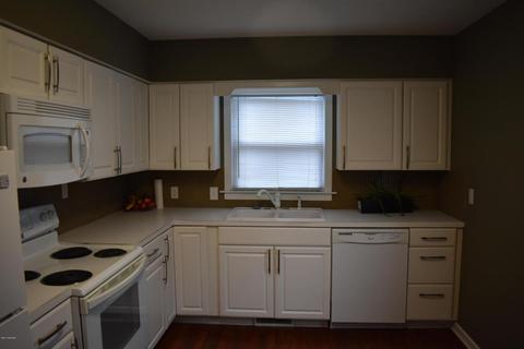 336 Apache Dr, Fremont, MI 49412 photo 2