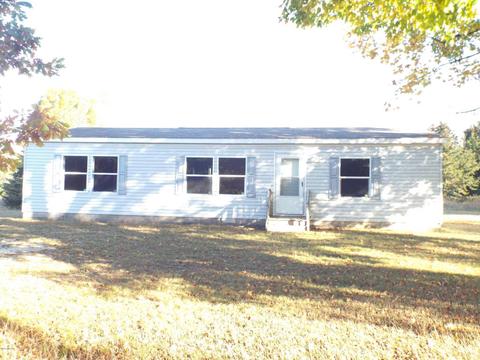 1013 E Madison Rd, Hart, MI 49420 photo 2
