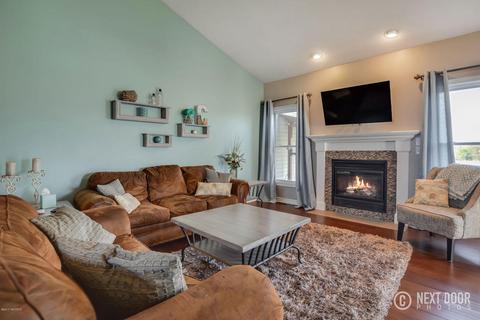 1832 Railside Ct, Dorr, MI 49323 photo 9