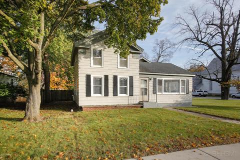 227 E Bridge St, Plainwell, MI 49080 photo 2