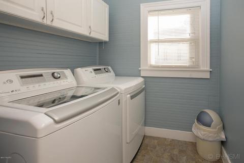 227 E Bridge St, Plainwell, MI 49080 photo 16