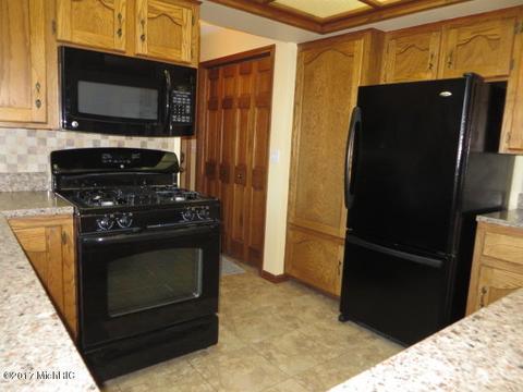4321 32nd St, Dorr, MI 49323 photo 17