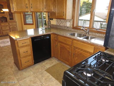 4321 32nd St, Dorr, MI 49323 photo 16