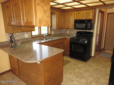 4321 32nd St, Dorr, MI 49323 photo 15