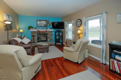 57326 M-40, Marcellus, MI 49067 photo 5