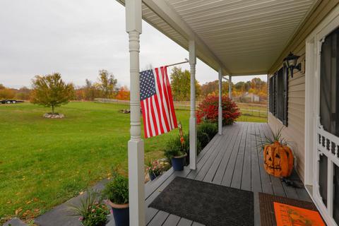 57326 M-40, Marcellus, MI 49067 photo 4
