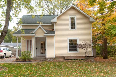 1204 7th St, Three Rivers, MI 49093 photo 2